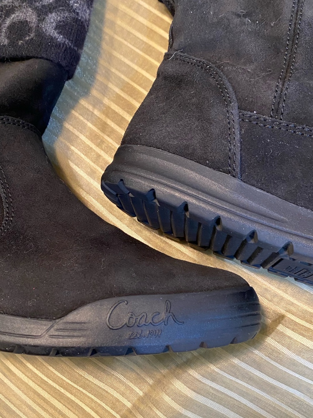 COACH Black leather Women's Boots with Patterned Wool Knit Cuff, size 8 - Picture 8 of 16